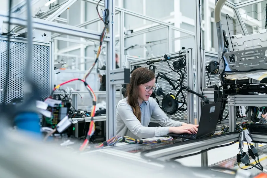 Système de batteries stationnaires BESS pour stockage d'énergie en entreprise industrielle